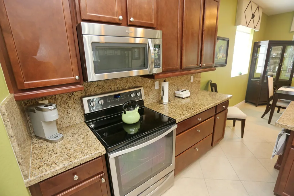 7171 Prudencia Drive Lake Worth FL 33463