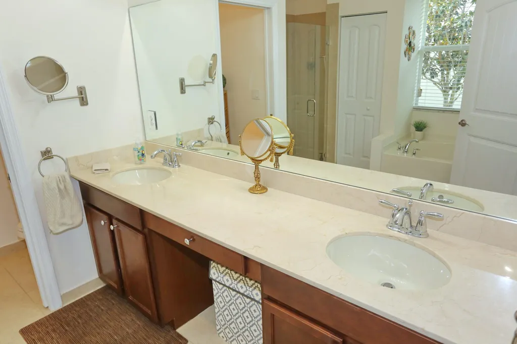 7171 Prudencia Drive Lake Worth FL 33463