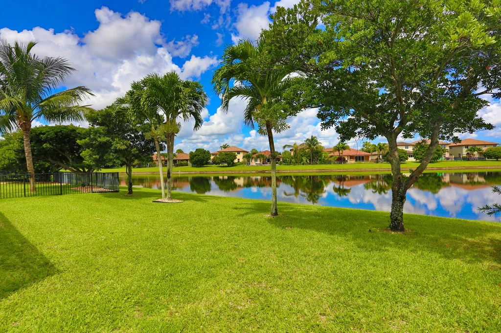 7171 Prudencia Drive Lake Worth FL 33463