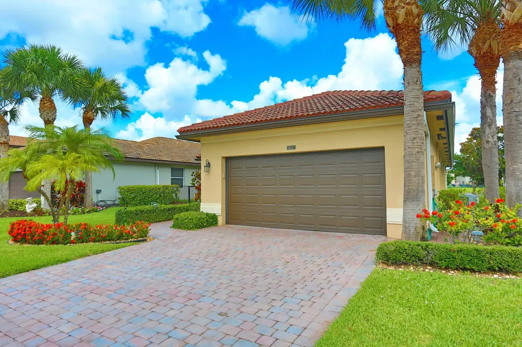 7171 Prudencia Drive Lake Worth FL 33463