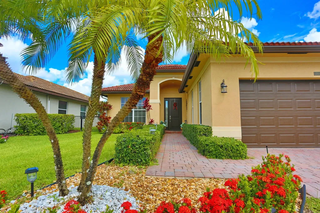 7171 Prudencia Drive Lake Worth FL 33463
