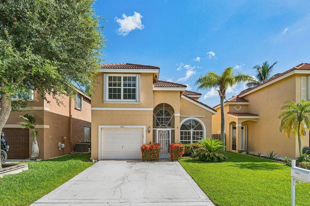 7835 Springfield Lake Drive Lake Worth FL 33467