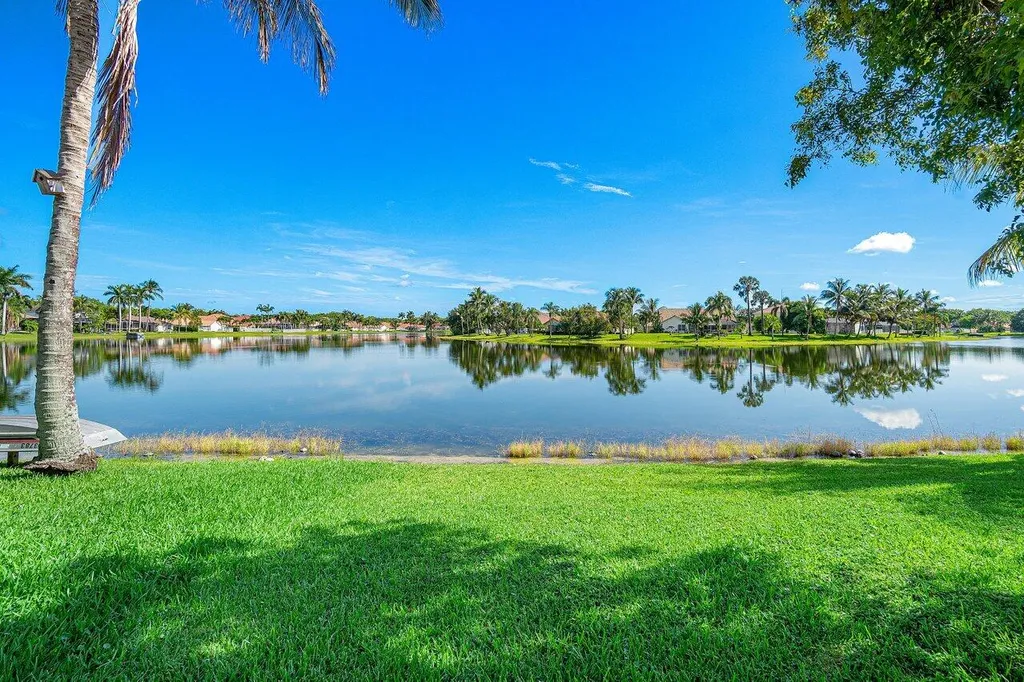 7835 Springfield Lake Drive Lake Worth FL 33467