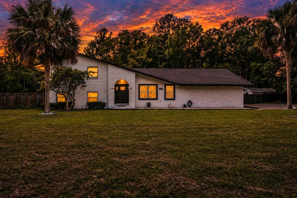 912 S 5th Street Macclenny FL 32063