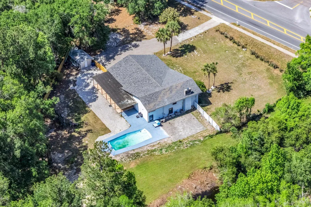 912 S 5th Street Macclenny FL 32063