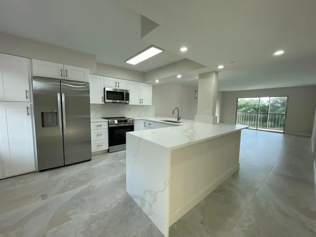 7321 Amberly Lane Delray Beach FL 33446
