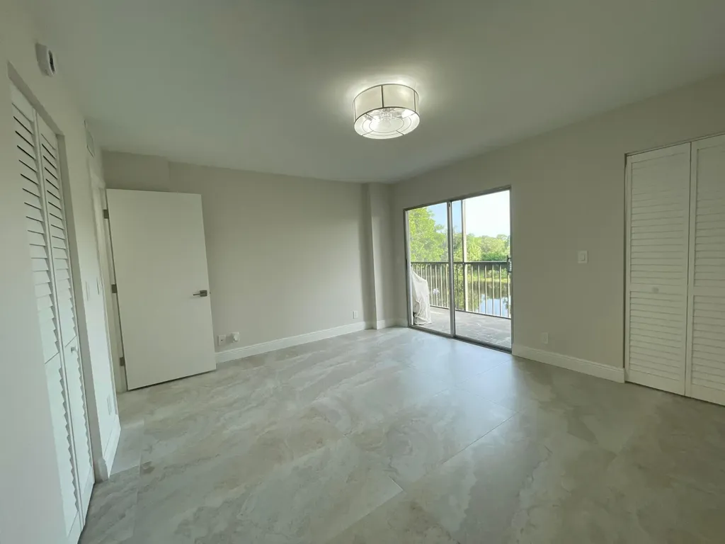 7321 Amberly Lane Delray Beach FL 33446