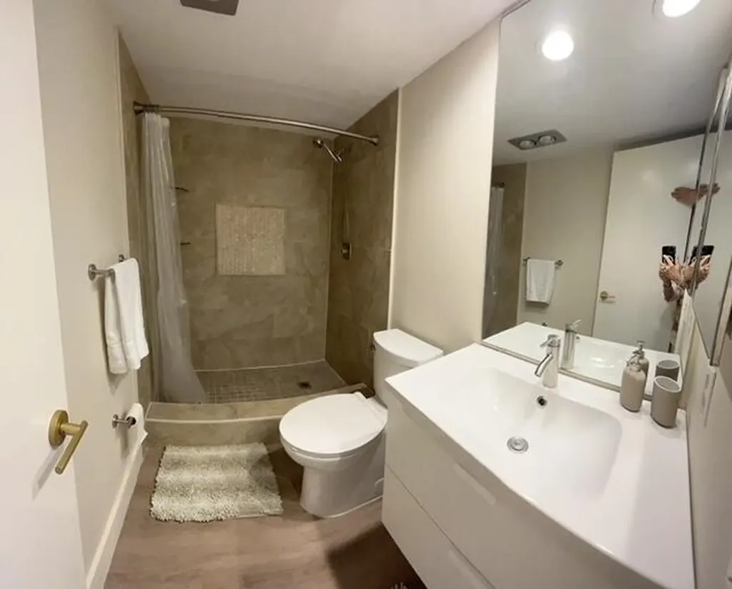 3520 Oaks Way Pompano Beach FL 33069