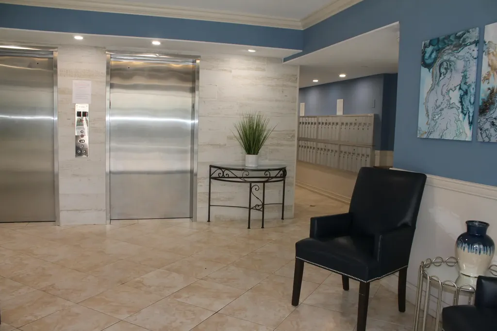 3520 Oaks Way Pompano Beach FL 33069