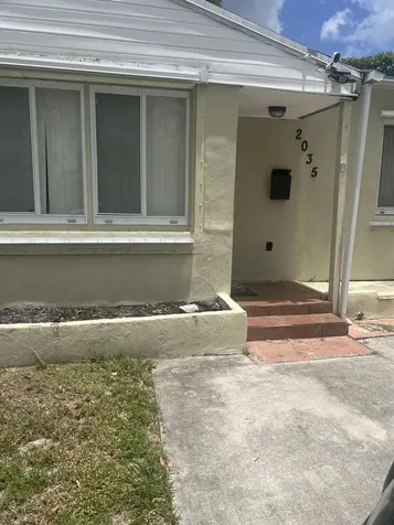2035 Rodman Street Hollywood FL 33020