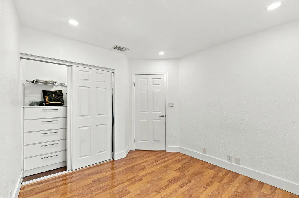 19242 NW 89th Avenue Hialeah FL 33018