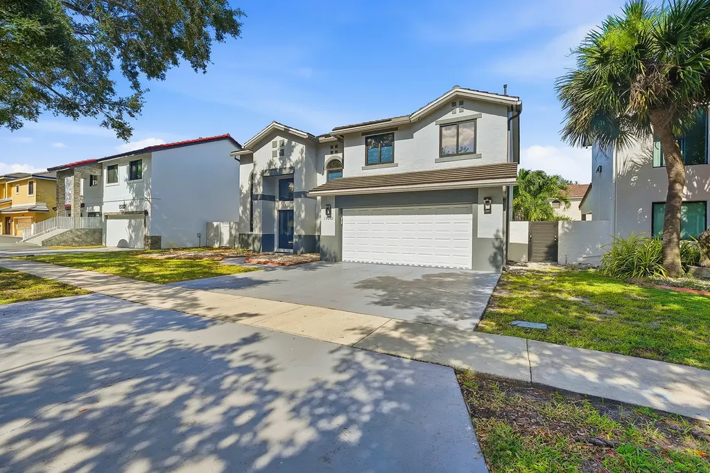 19242 NW 89th Avenue Hialeah FL 33018