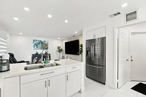 19242 NW 89th Avenue Hialeah FL 33018