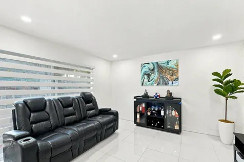 19242 NW 89th Avenue Hialeah FL 33018