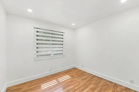 19242 NW 89th Avenue Hialeah FL 33018