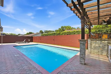 19242 NW 89th Avenue Hialeah FL 33018