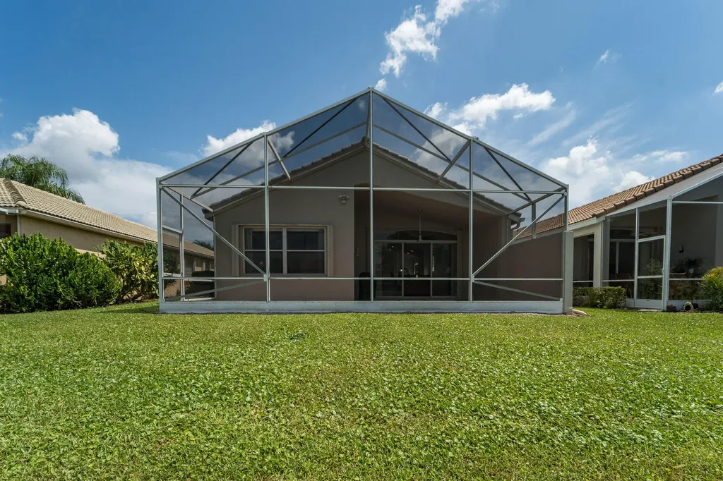 7216 Cataluna Circle Delray Beach FL 33446