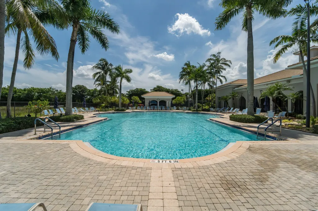 7216 Cataluna Circle Delray Beach FL 33446
