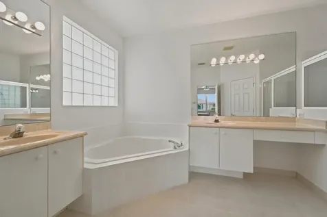7216 Cataluna Circle Delray Beach FL 33446