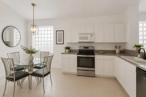 7216 Cataluna Circle Delray Beach FL 33446