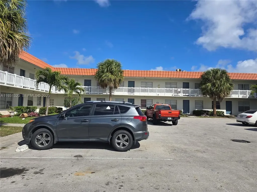 401 SW 13th Deerfield Beach FL 33441