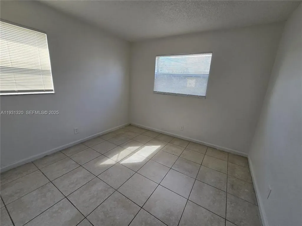 401 SW 13th Deerfield Beach FL 33441