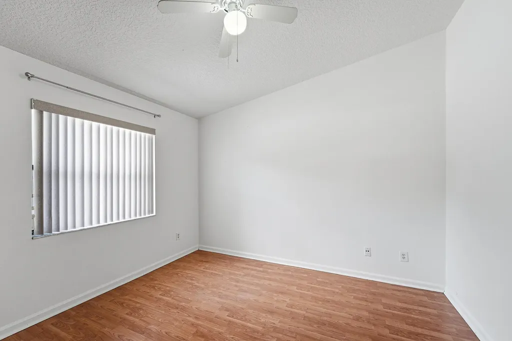9641 Riverside Drive Coral Springs FL 33071