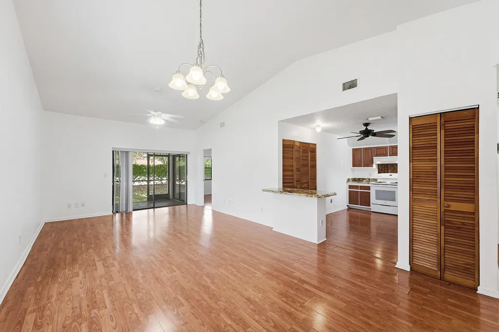 9641 Riverside Drive Coral Springs FL 33071