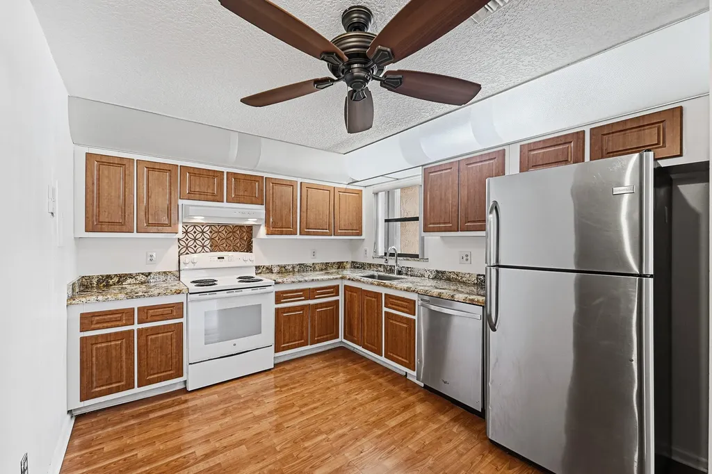 9641 Riverside Drive Coral Springs FL 33071