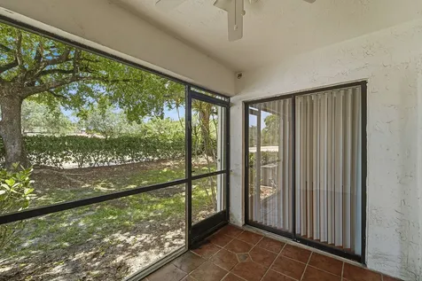 9641 Riverside Drive Coral Springs FL 33071