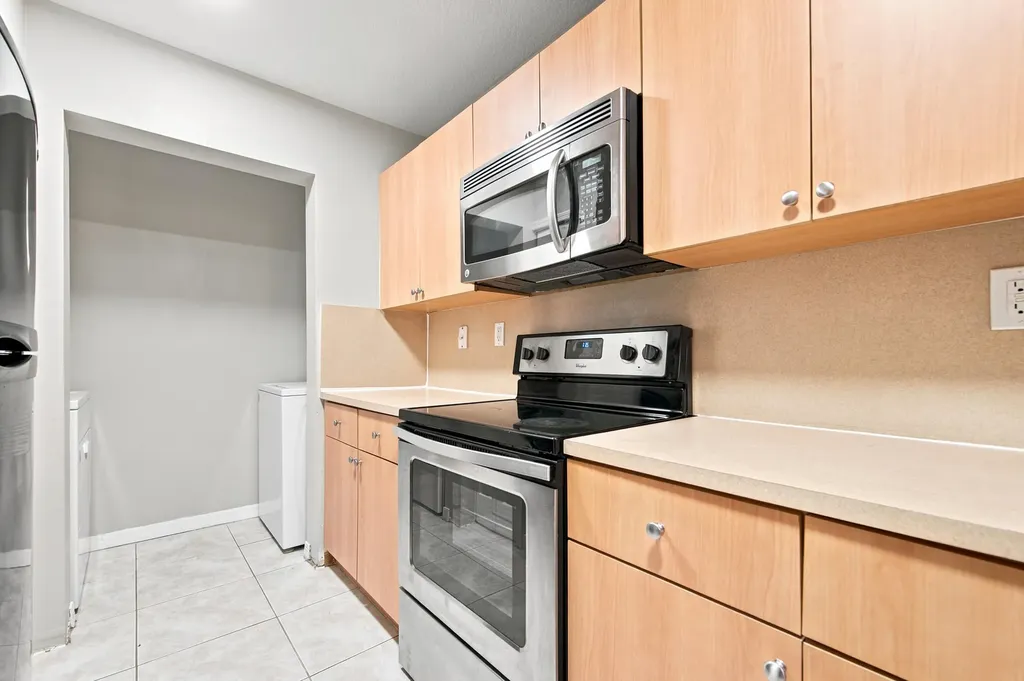732 SW 106th Avenue Pembroke Pines FL 33025