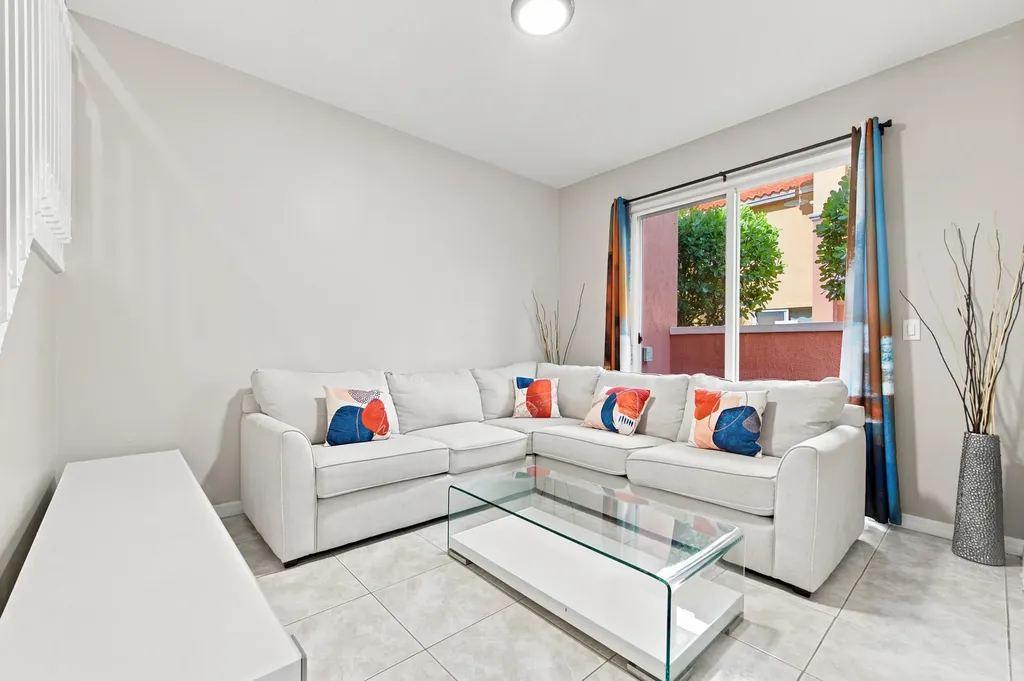 732 SW 106th Avenue Pembroke Pines FL 33025