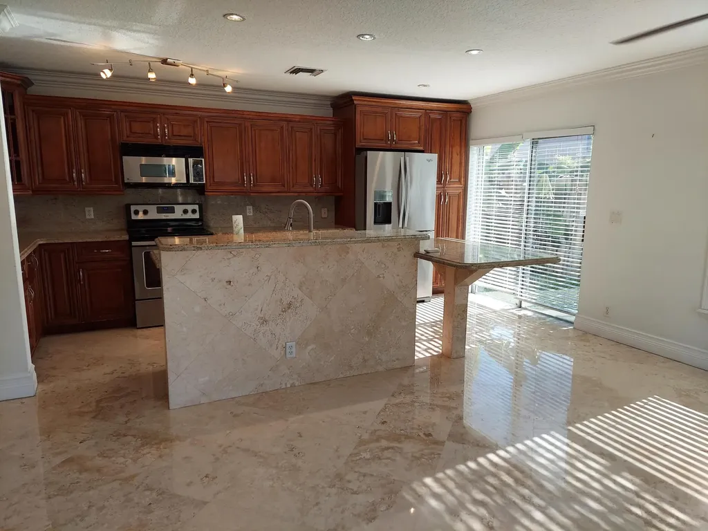 10312 Breezeway Place Boca Raton FL 33428