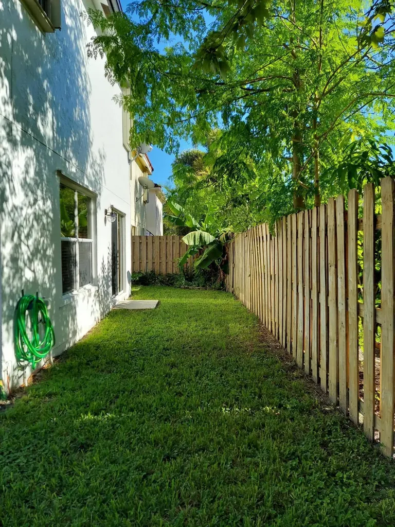 10312 Breezeway Place Boca Raton FL 33428