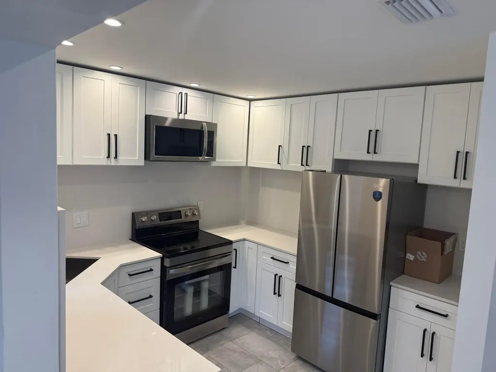 2671 Carambola Circle N Coconut Creek FL 33066