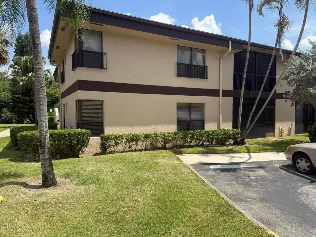 2671 Carambola Circle N Coconut Creek FL 33066