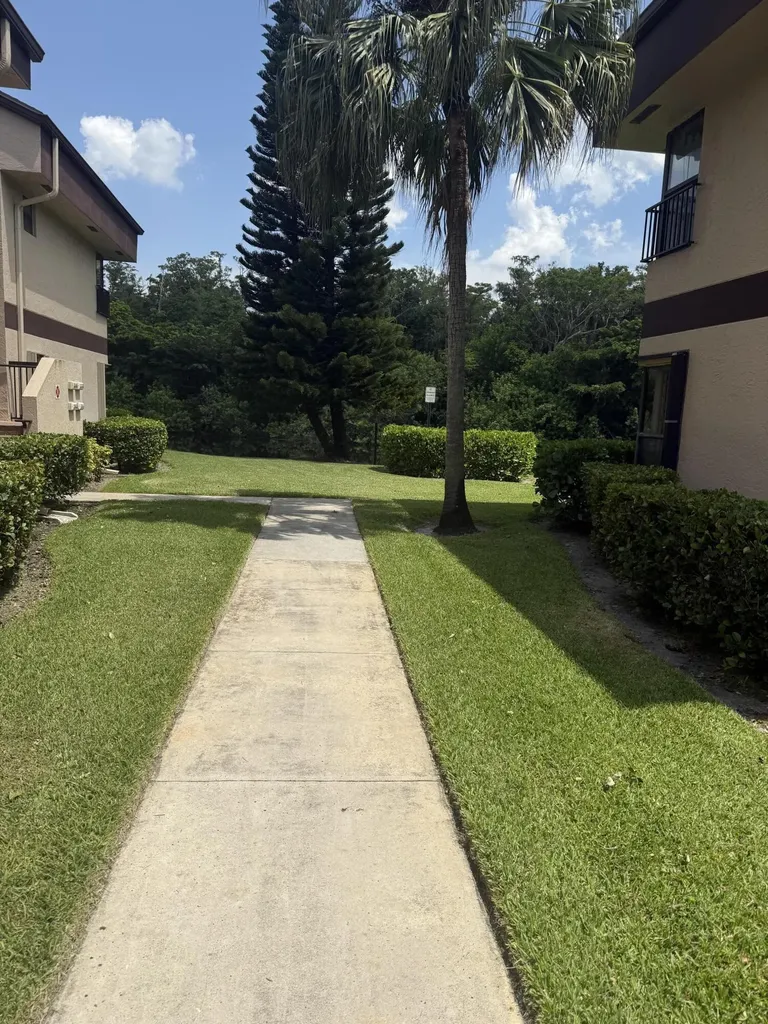 2671 Carambola Circle N Coconut Creek FL 33066