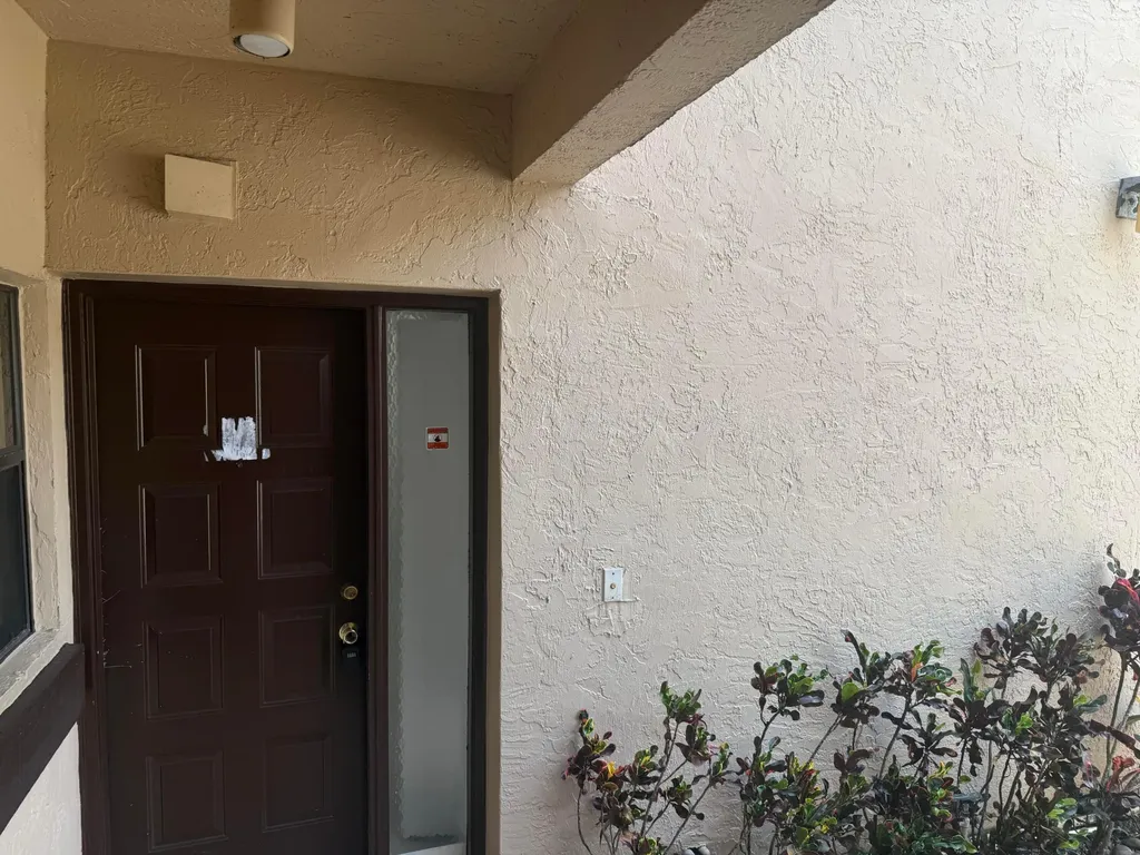 2671 Carambola Circle N Coconut Creek FL 33066
