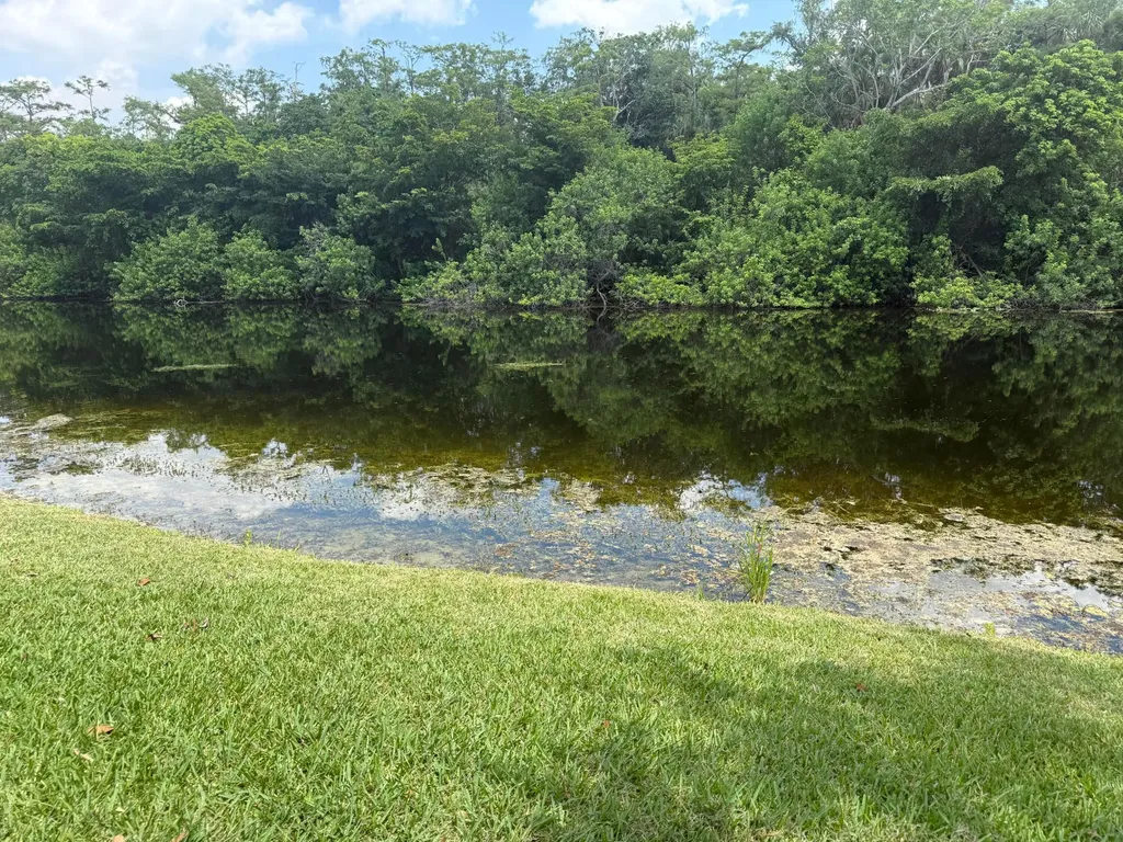 2671 Carambola Circle N Coconut Creek FL 33066