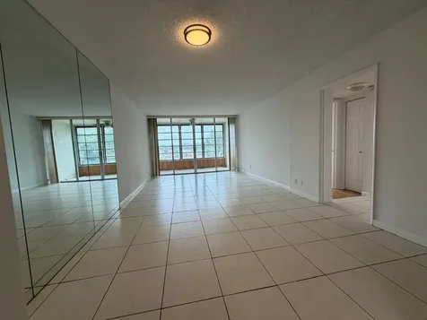 9470 Live Oak Place Davie FL 33324