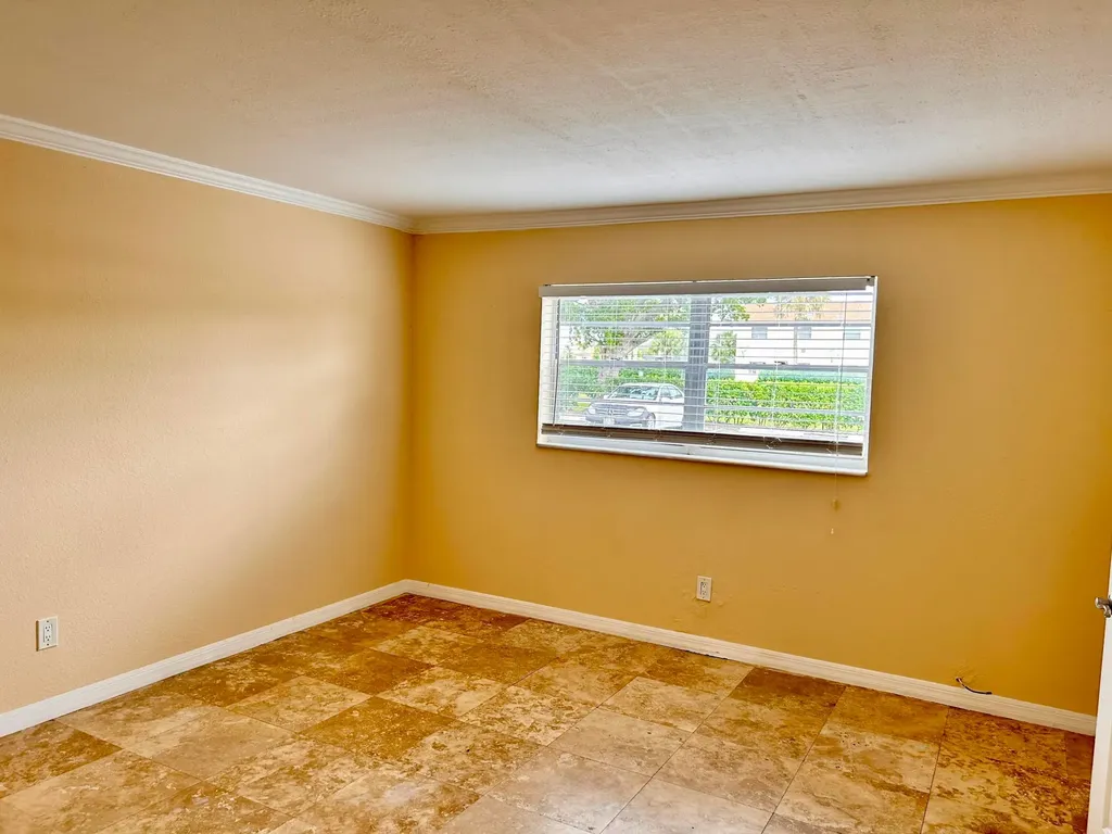 340 NW 19th Street Boca Raton FL 33432