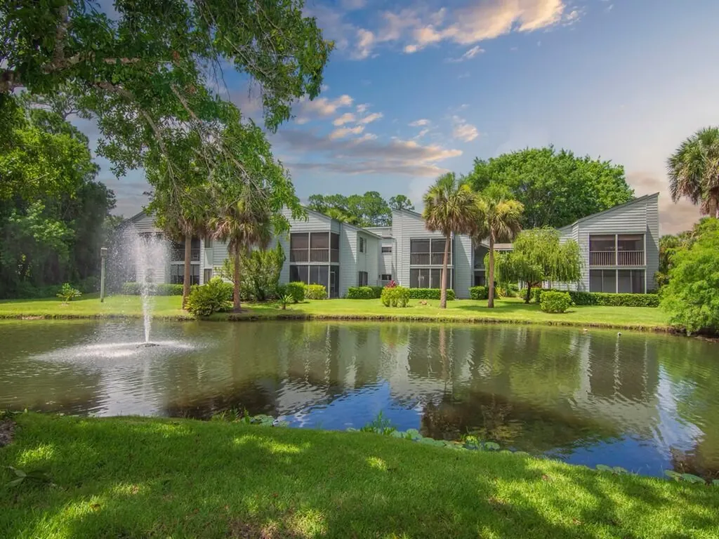2125 Pine Creek Boulevard Vero Beach FL 32966