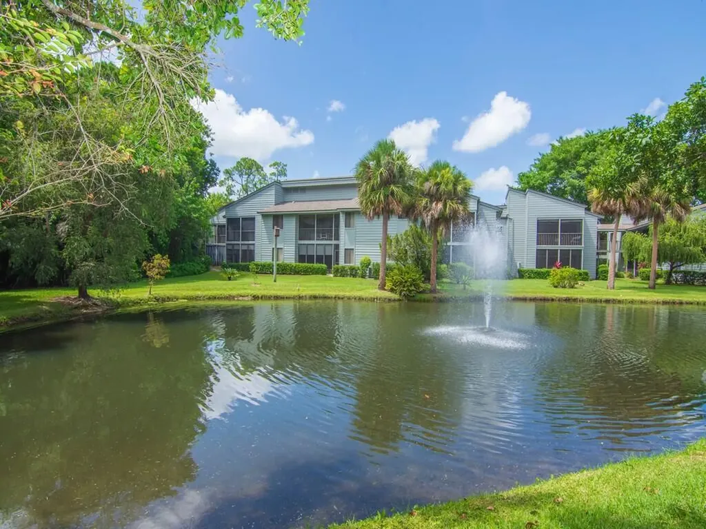 2125 Pine Creek Boulevard Vero Beach FL 32966