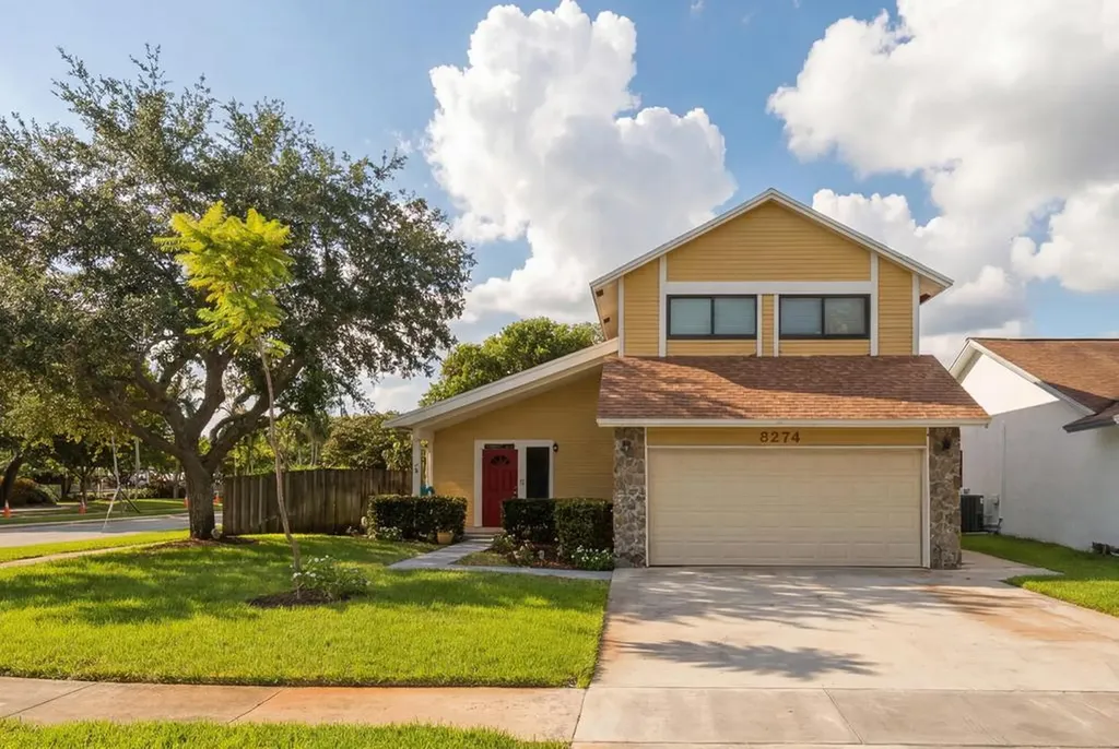 3274 NW 104th Terrace Sunrise FL 33351