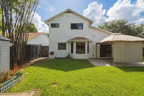 3274 NW 104th Terrace Sunrise FL 33351