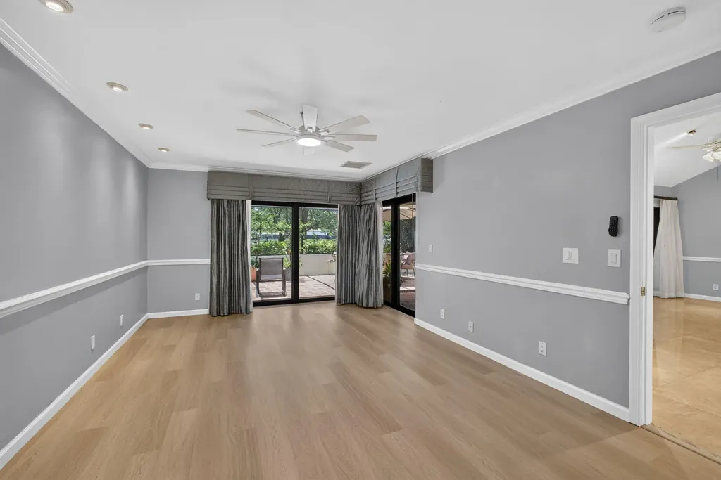 65 Balfour Road E Palm Beach Gardens FL 33418