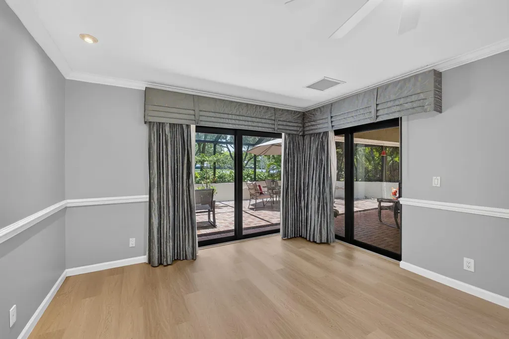 65 Balfour Road E Palm Beach Gardens FL 33418