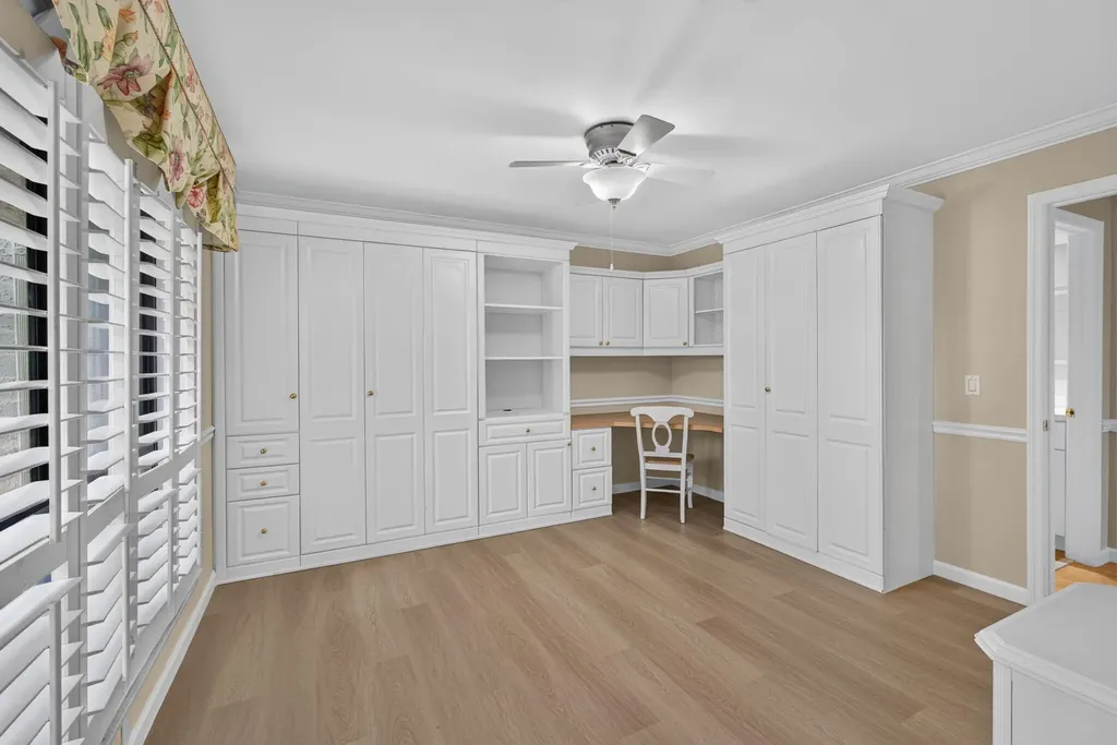 65 Balfour Road E Palm Beach Gardens FL 33418
