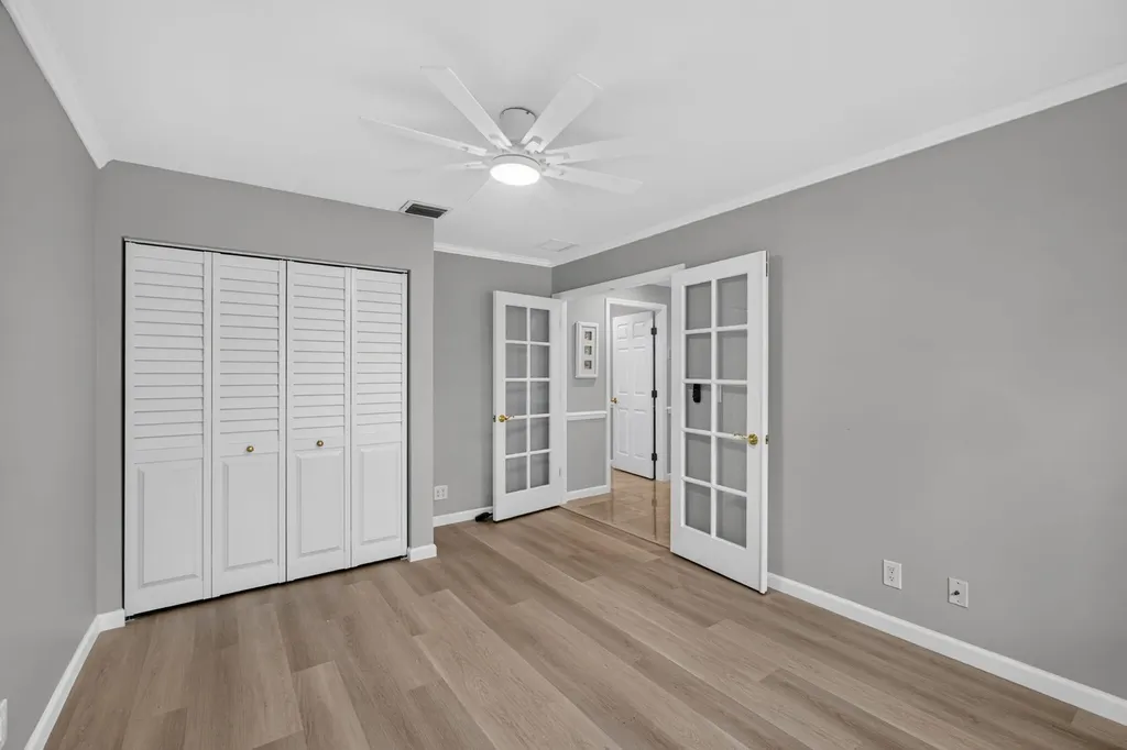 65 Balfour Road E Palm Beach Gardens FL 33418