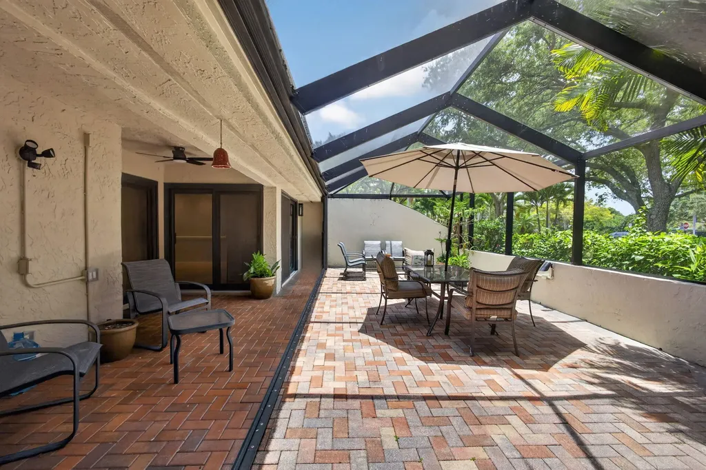 65 Balfour Road E Palm Beach Gardens FL 33418
